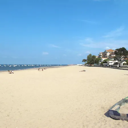 Apartment Le Trianon By Interhome *