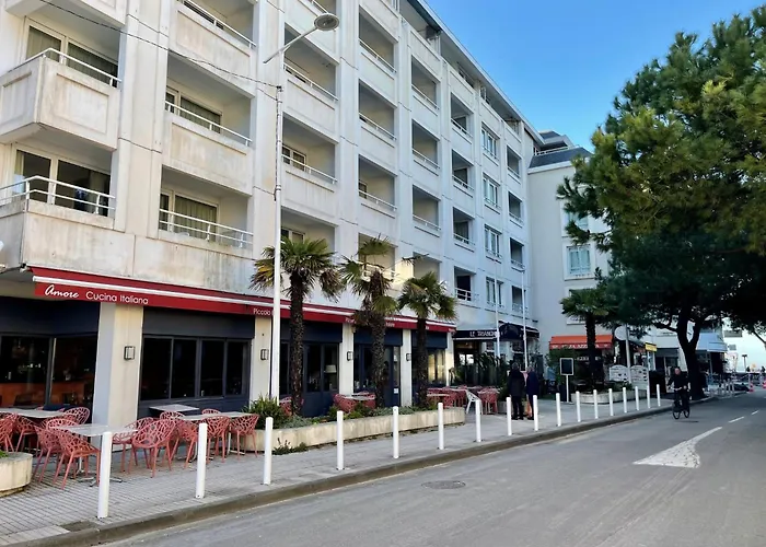 Le Trianon By Interhome Apartment Arcachon